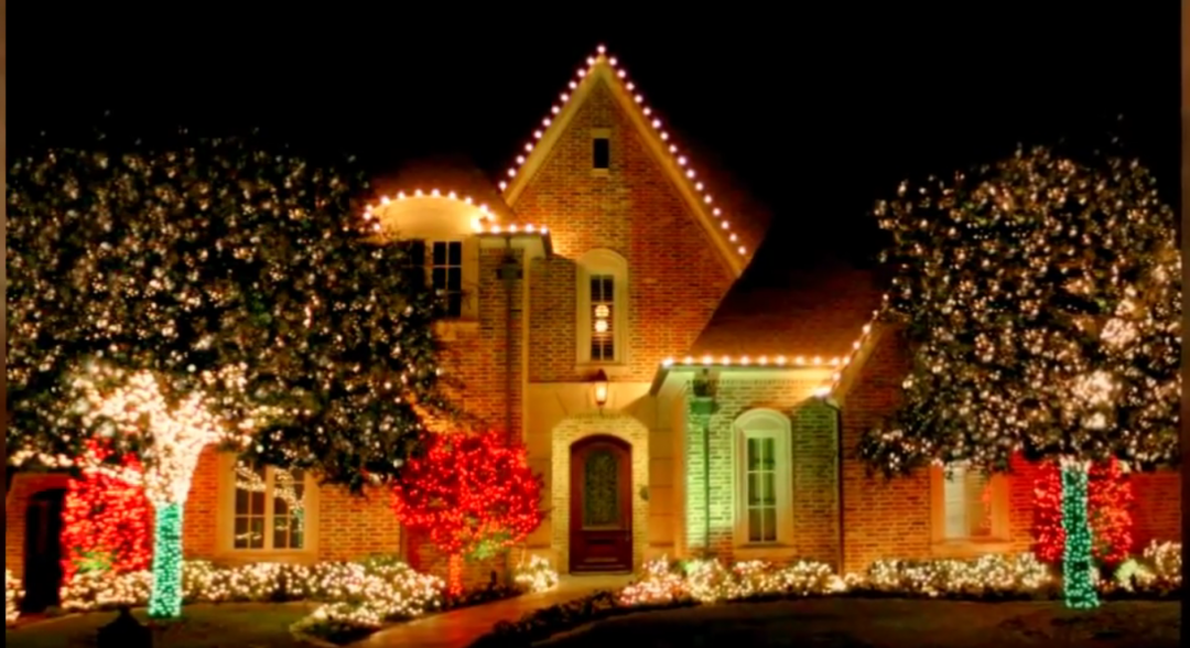 Christmas Light Installer Near Me | ATeam Window Cleaning Pressure